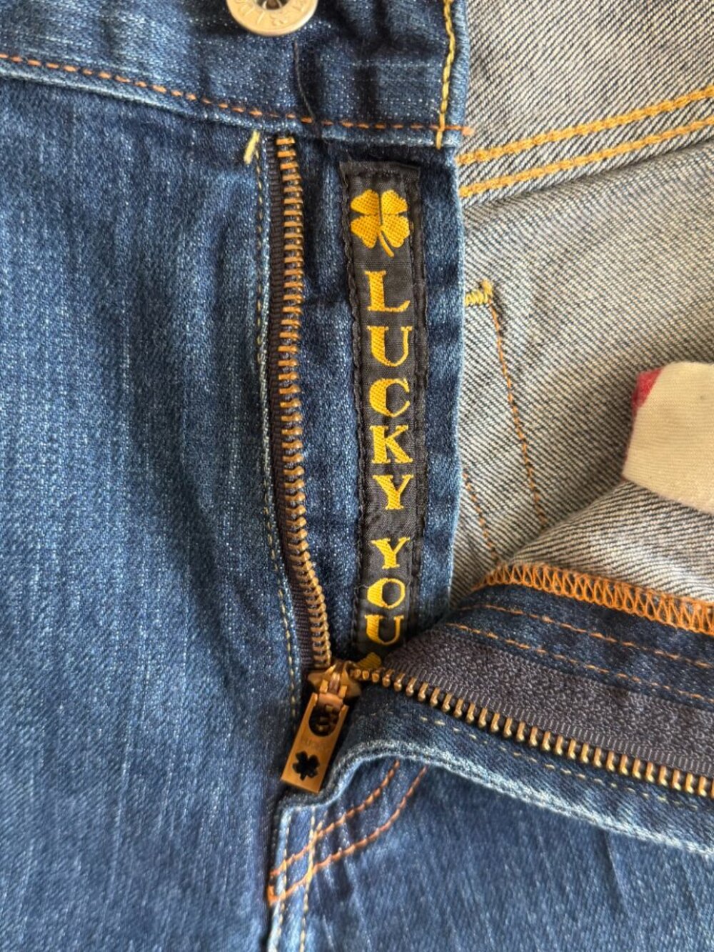 Lucky Brand Jeans Mens 32 Blue Straight Leg Dungarees Denim 32x31 Casual - Picture 3 of 14